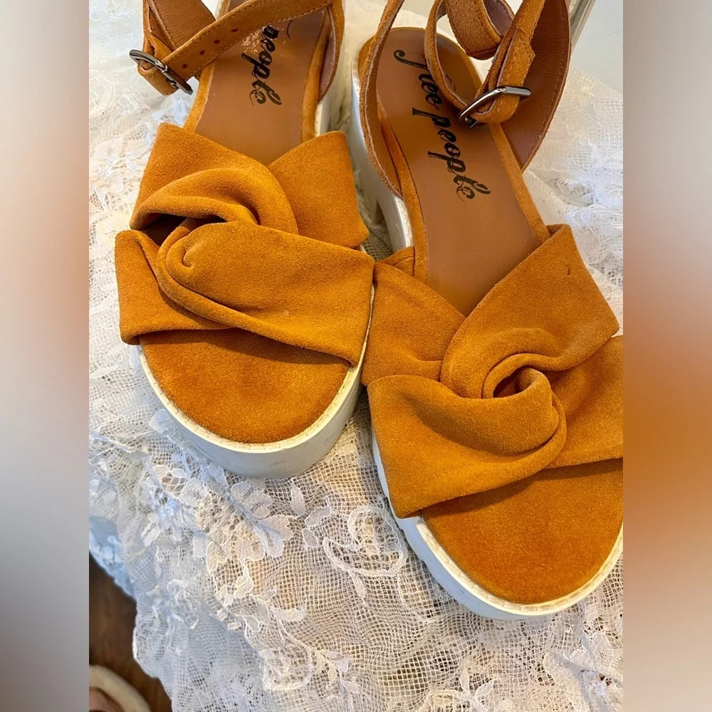 FREE PEOPLE ESSEX ANKLE WRAP SANDAL - Picture 2 of 7